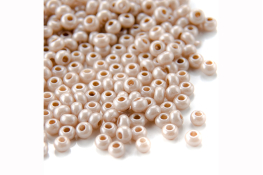  Бiсер Preciosa 5 гр  |2: молочн.крем. 46316|
