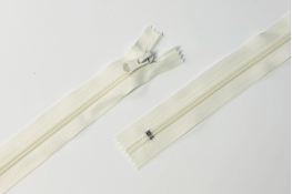  Застiбка-блискавка  Т5   18 см  (МН)  |2: біло-молочний |