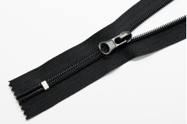  Застiбка-блискавка  Т5   20 см  (МН)  |1: чорн. |