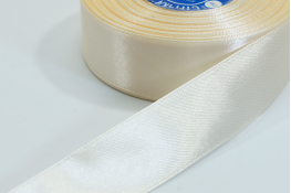  Стрічка атласна 24 мм  |2: молочн. |