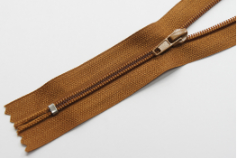  Застiбка-блискавка  Т4   18 см  (МН)  |6: золот.корич. |