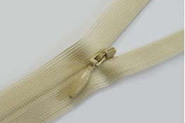  Блискавка 20 см (YKK)  |6: беж. 551|