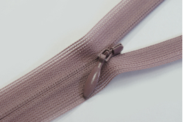  Блискавка 60 см (YKK)  |4: рожев.сір.темн. 069|