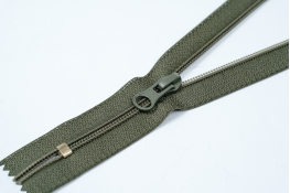  Застiбка-блискавка  Т6   18 см  |7: хакі |