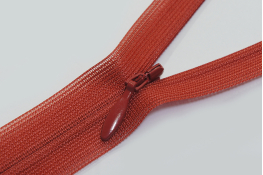  Блискавка 20 см (YKK)  |5: червон. 518|