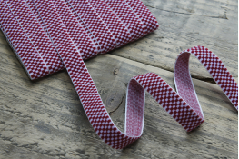  Тасьма велюр 15 мм клiтинка  |5: малин. |