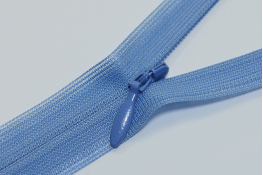  Блискавка 20 см (YKK)  |8: волошк.світл. 144|