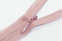  Блискавка 60 см (YKK)  |4: рожев. 070|