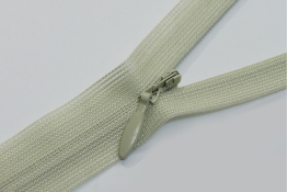  Блискавка потаємна 20 см  |7: салат.блід. |